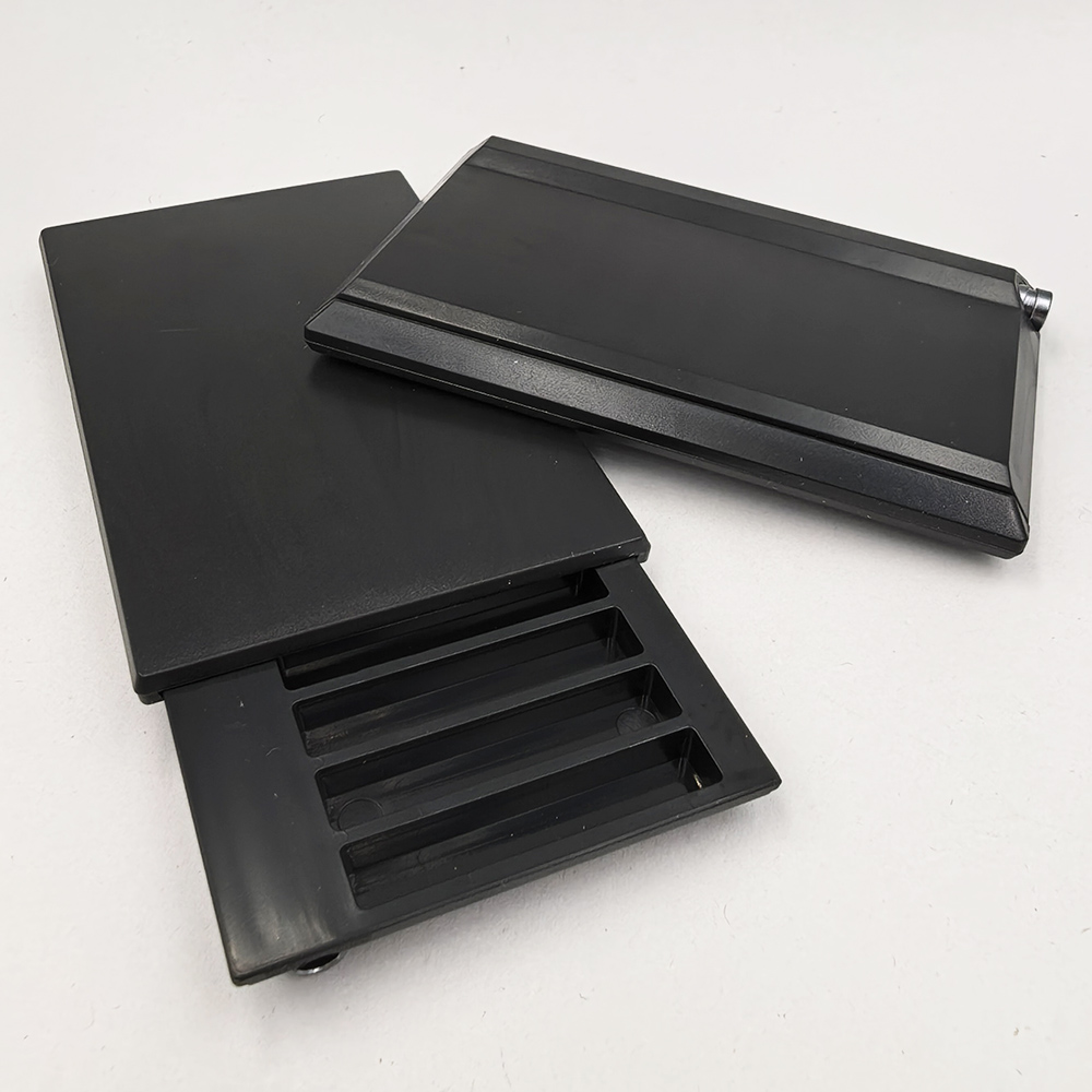 Contenitore in Plastica a 8 Sc - Laptops recensione e prezzo